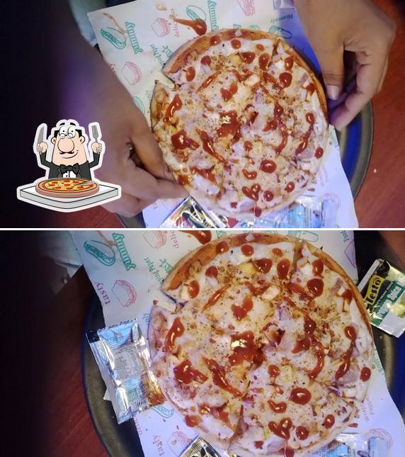 Get pizza at Aaha pizza