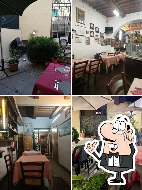 Gli interni di Osteria dagli Amici