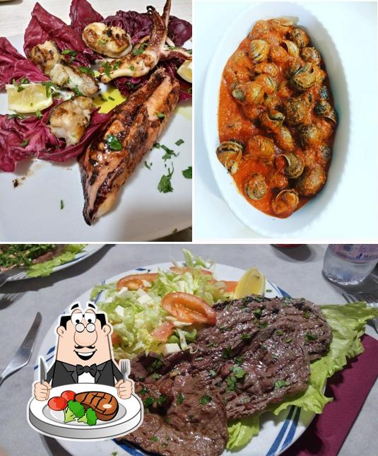 Prova i un pasto a base di carne a Spiripizza Prova i un pasto a base di carne a Spiripizza