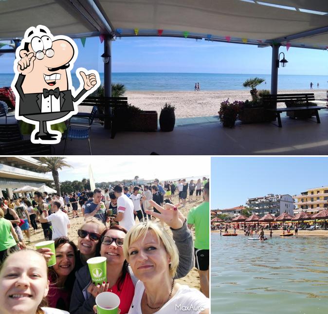 Siediti a un tavolo di Tuca Tuca