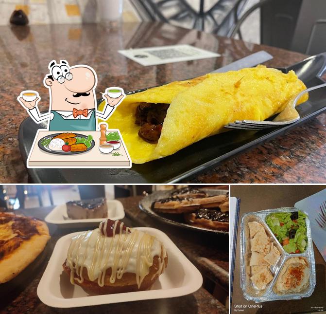 Food at Fé's Deli