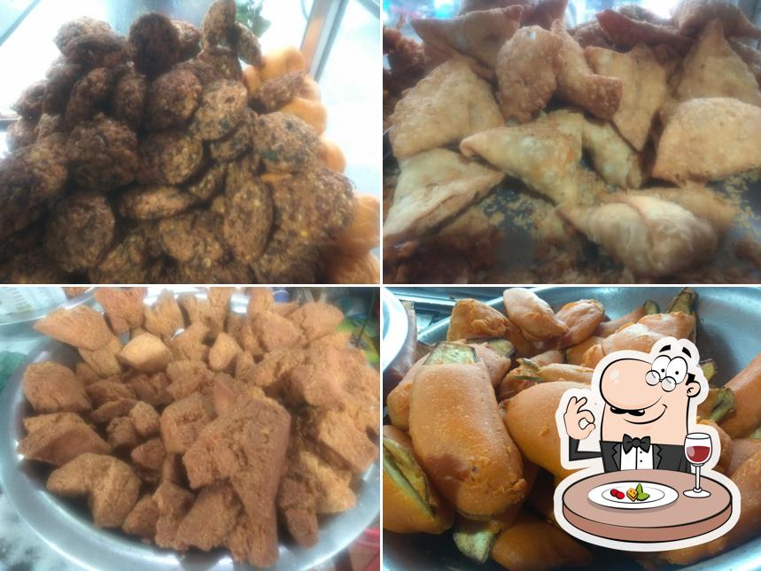 Food at Murugan Tea Kadai