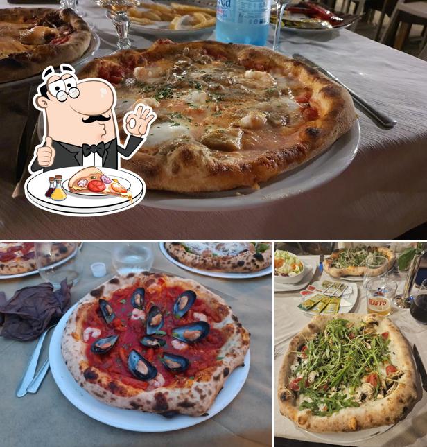 Scegli una pizza a Baja dei Fenici