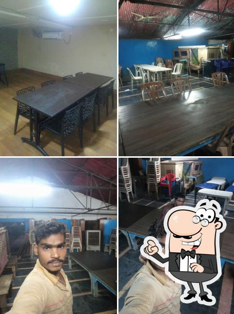 The interior of Dhillon Fouji Dhaba