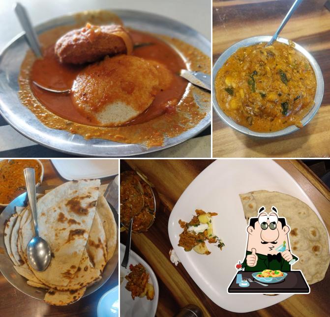 Meals at Sri Krishna Nandagokula