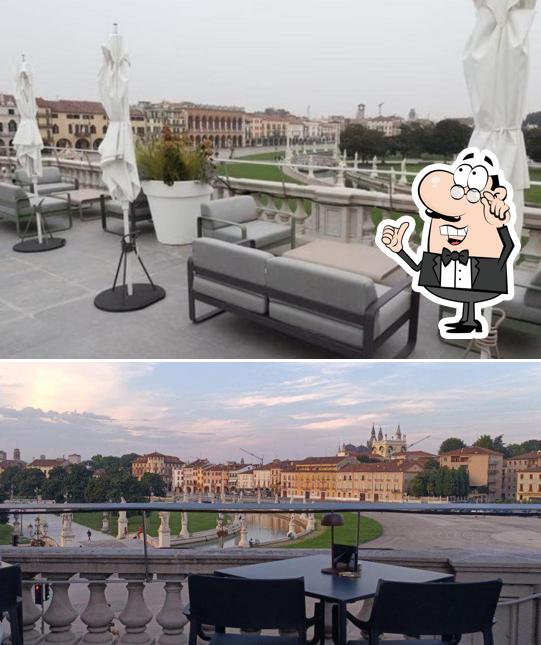 Gli interni di The Food Hub