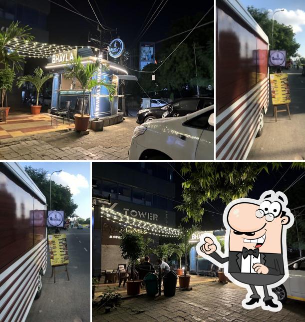 The exterior of Bhayla Best dosa chai jalebi chaat pav bhaji and shakes