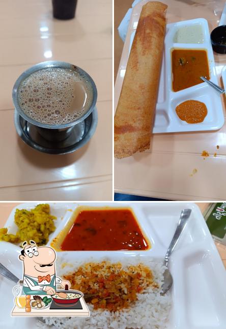 Fried rice at Thirumala Cafe