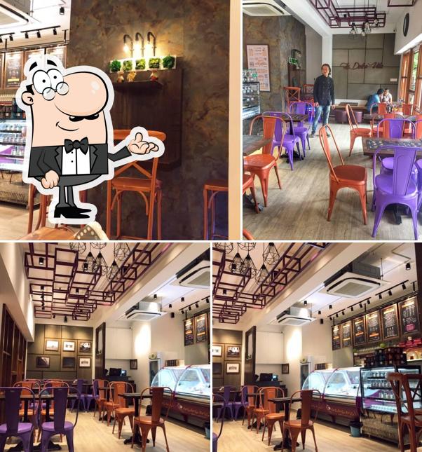 Check out how Mamamia looks inside