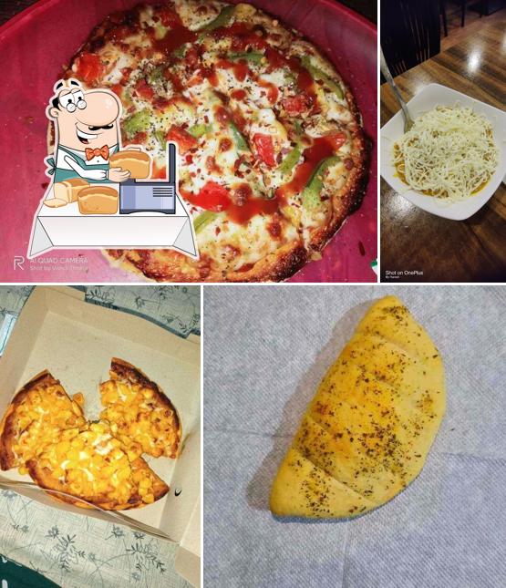 Garlic bread at Pizza castle