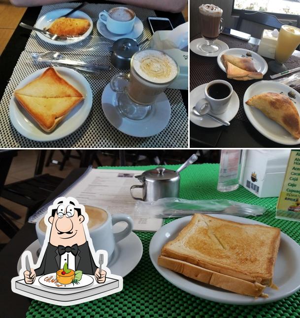Comida em Cafeteria Dom Valentim
