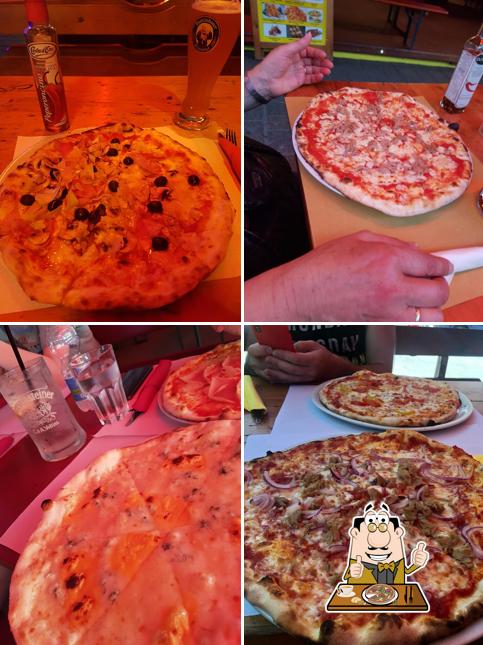 Prenditi una pizza a Pub Red Devil Motors