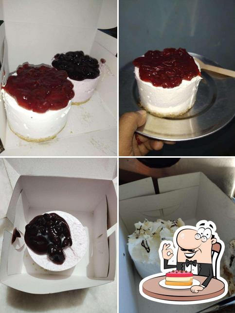 Cheesecake at 7th Heaven Cake & Cafe