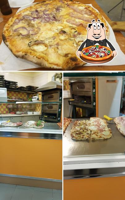 Ordina tra le svariate varianti di pizza