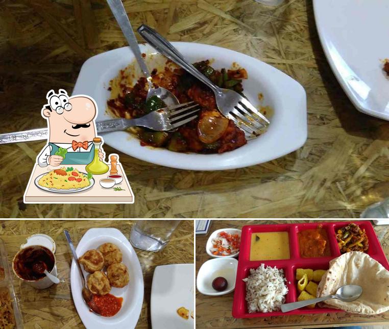 Meals at Desi Rasoi by Mr. Papdi