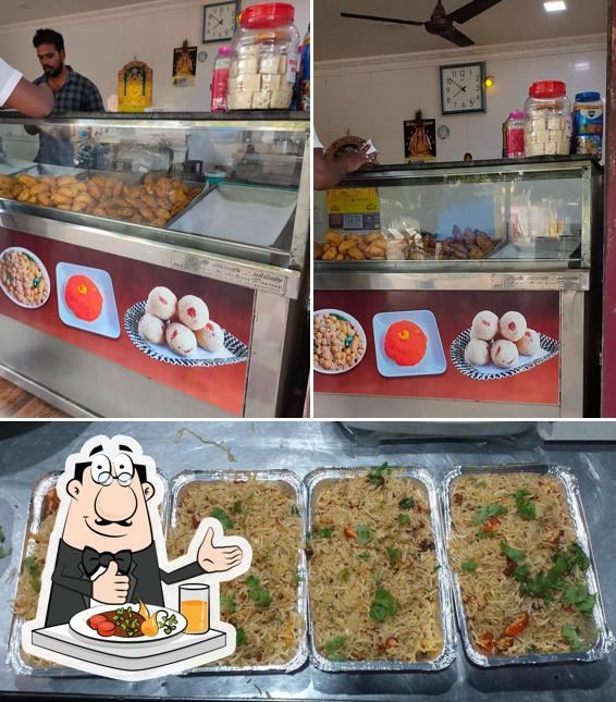 Food at Venkateswara Snacks Corner