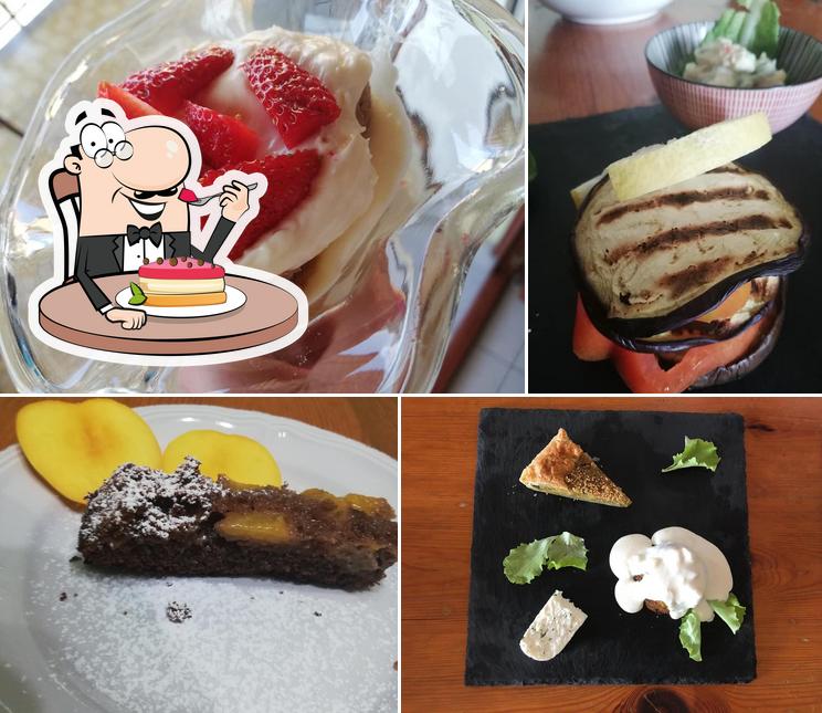 Semplicemente Da Norma Home Restaurant Diano Castello propone un'ampia varietà di dolci