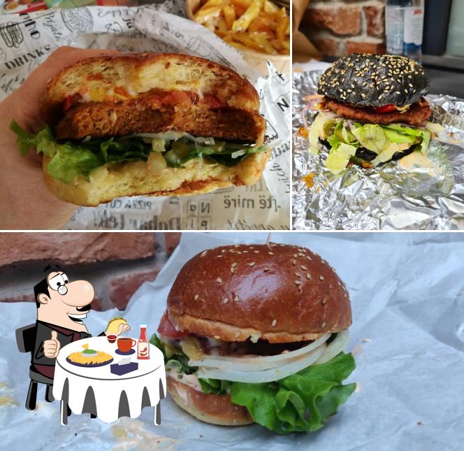 Concediti un bell'hamburger a VeganKO