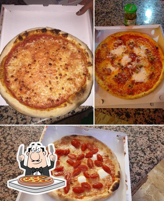 Scegli una pizza a La Rosa del Deserto