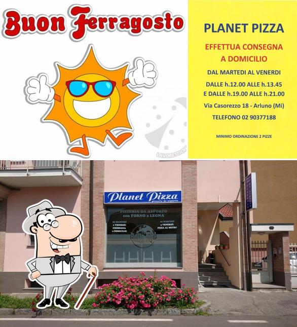 Gli esterni di Planet Pizza Di Falcone Domenico