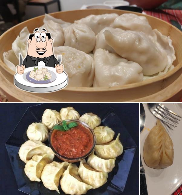 Dumplings at Hill's Special momos Branch