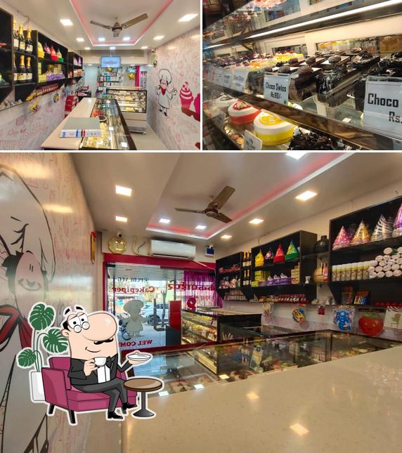 The interior of Cakepiper