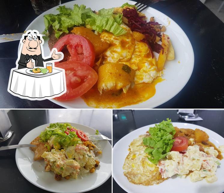 Comida em Padaria das Belezas