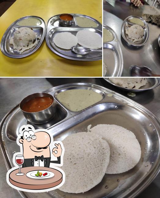 Food at Vaibhava Refreshment