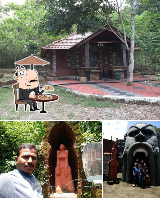 The exterior of Aswathi Bhavan, Homely Food, Kuruvadeep