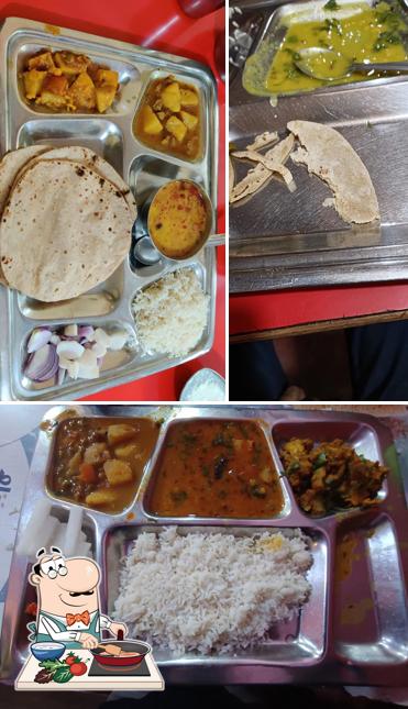 Chicken curry at Brahman Bhojnalaya
