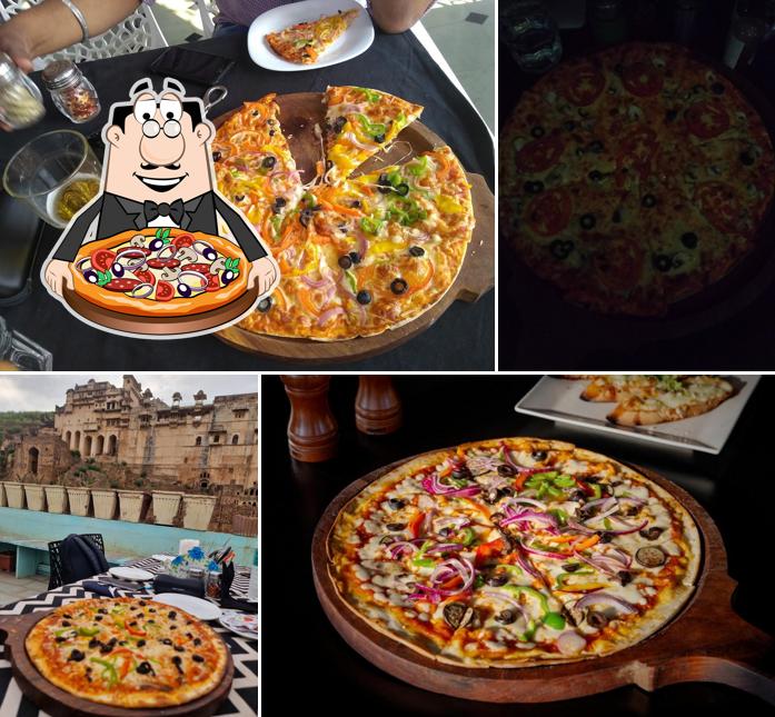 Get pizza at Morgan Place restaurant Bundi