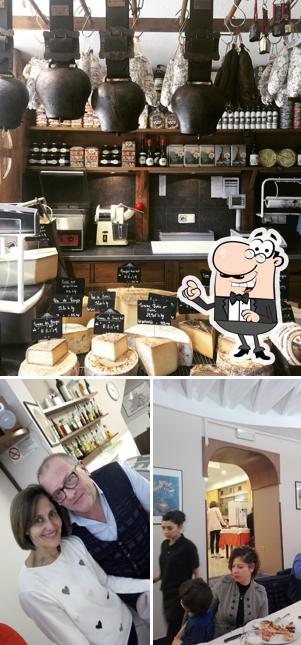 Gli esterni di Pizzeria Da Paolino Di Iovine Francesca