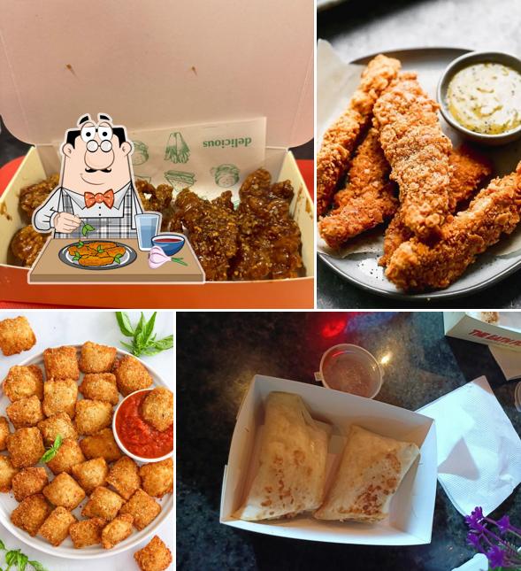 Chicken wings at THE EATN PLANET