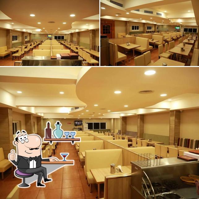Check out how Geetham Veg Restaurant Navalur looks inside