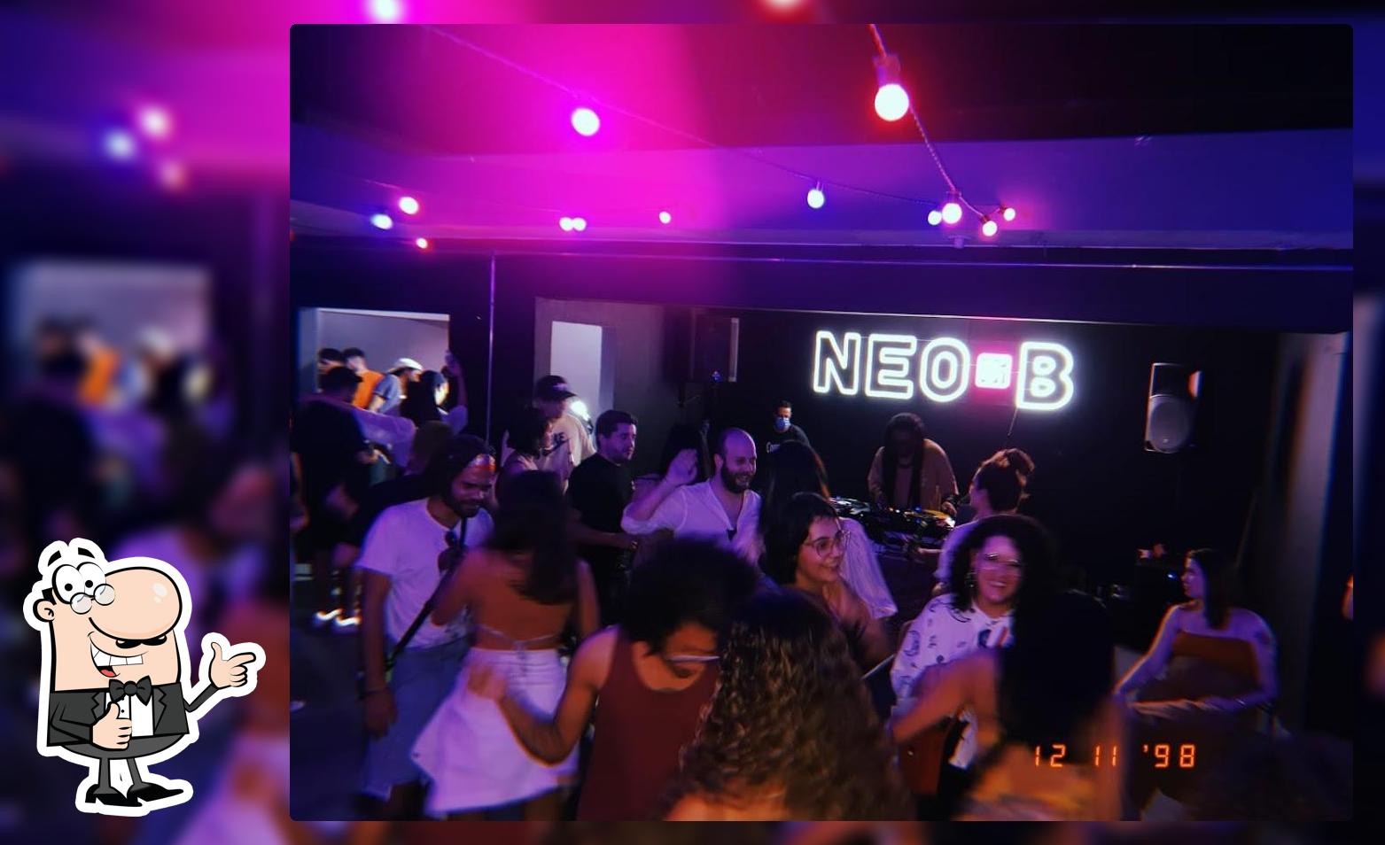 O interior do NEO B