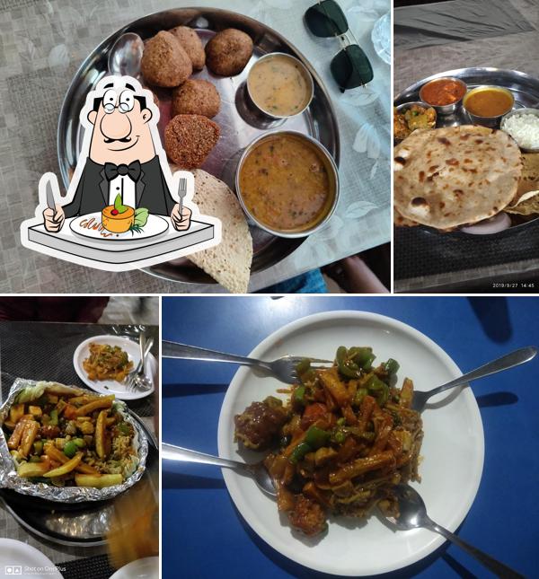 Meals at Hotel Maniraj :A.C. Dinning and Restaurant