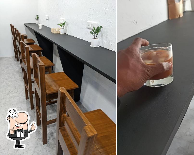 Here's an image of 1DollarMoffee