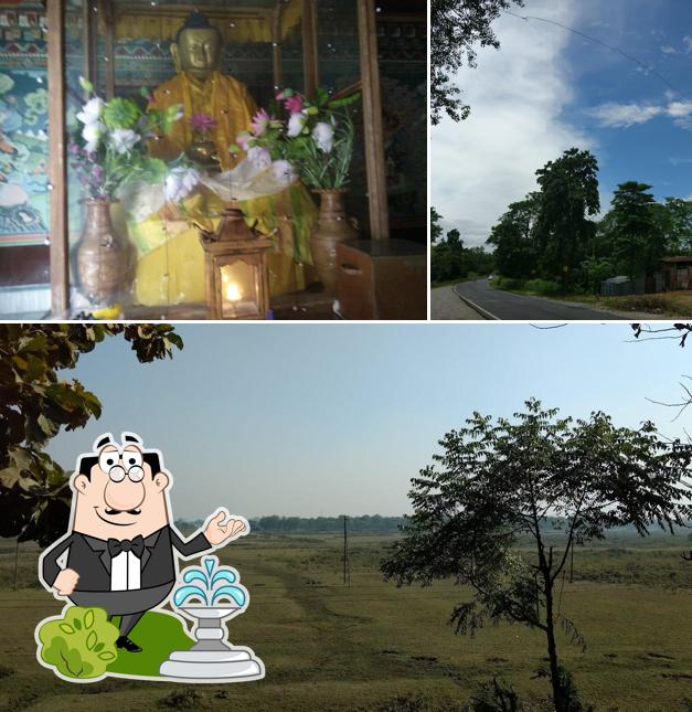 The exterior of Khanna Hotel Family Restaurant