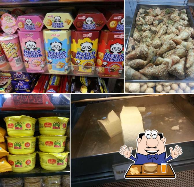 Food at Satkar Sweets & Namkeen