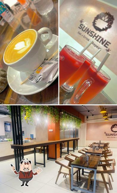 The image of food and interior at SUNSHINE CAFE