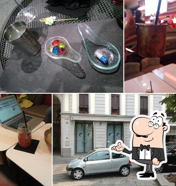 Gli interni di Davai