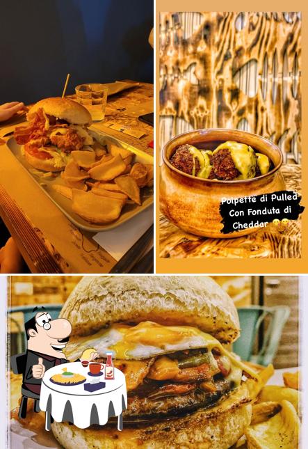 Prova un hamburger a Oncio Burger