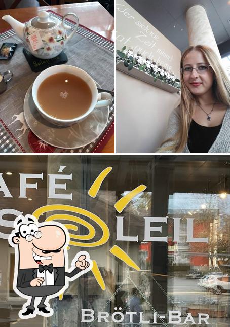 Gli esterni di Café Soleil