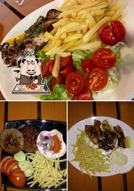 C'è un'ampia scelta di pasti per gli amanti della carne