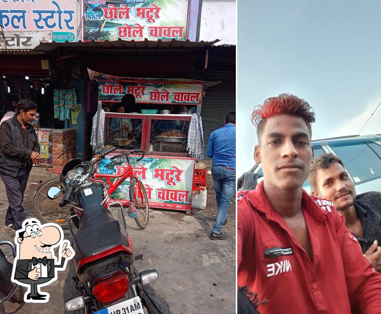 See the image of Special Chhola Bhatura