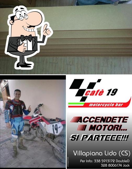 Ecco un'immagine di Cafè 19