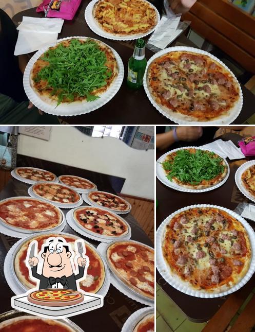 A Pizzeria Pluto 2, puoi prenderti una bella pizza