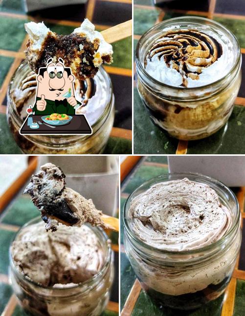 Food at Cake With Us