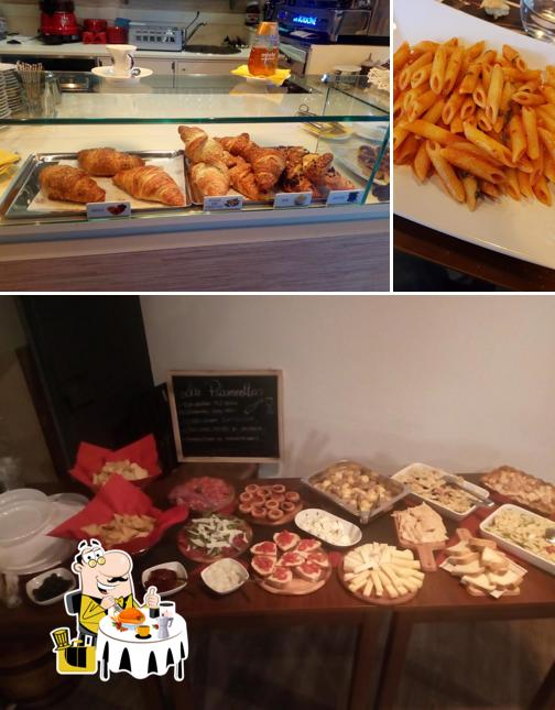 Cibo al La Piazzetta Caffetteria Enoteca Tavola Calda