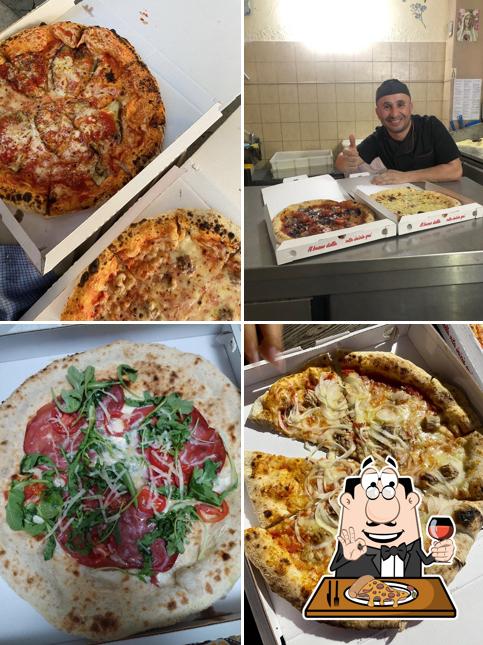 Prenditi una pizza a Da antonio ristorante pizzeria